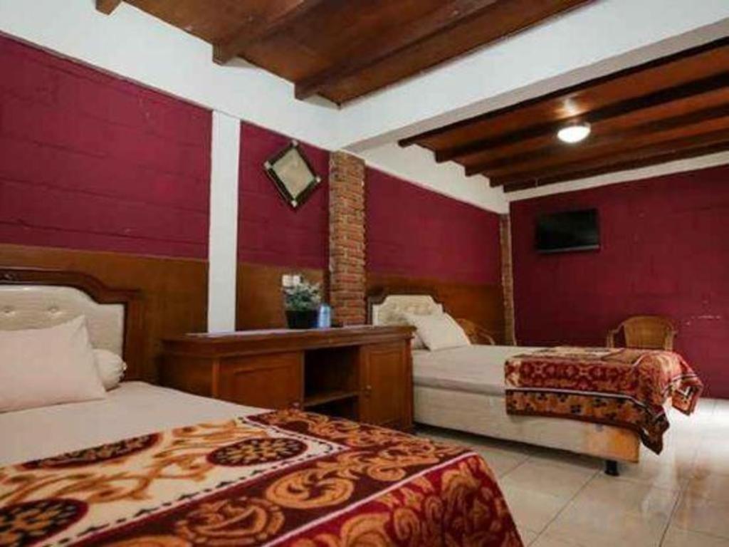 Oyo 1488 Hotel Cemara Asri Lembang Exterior photo