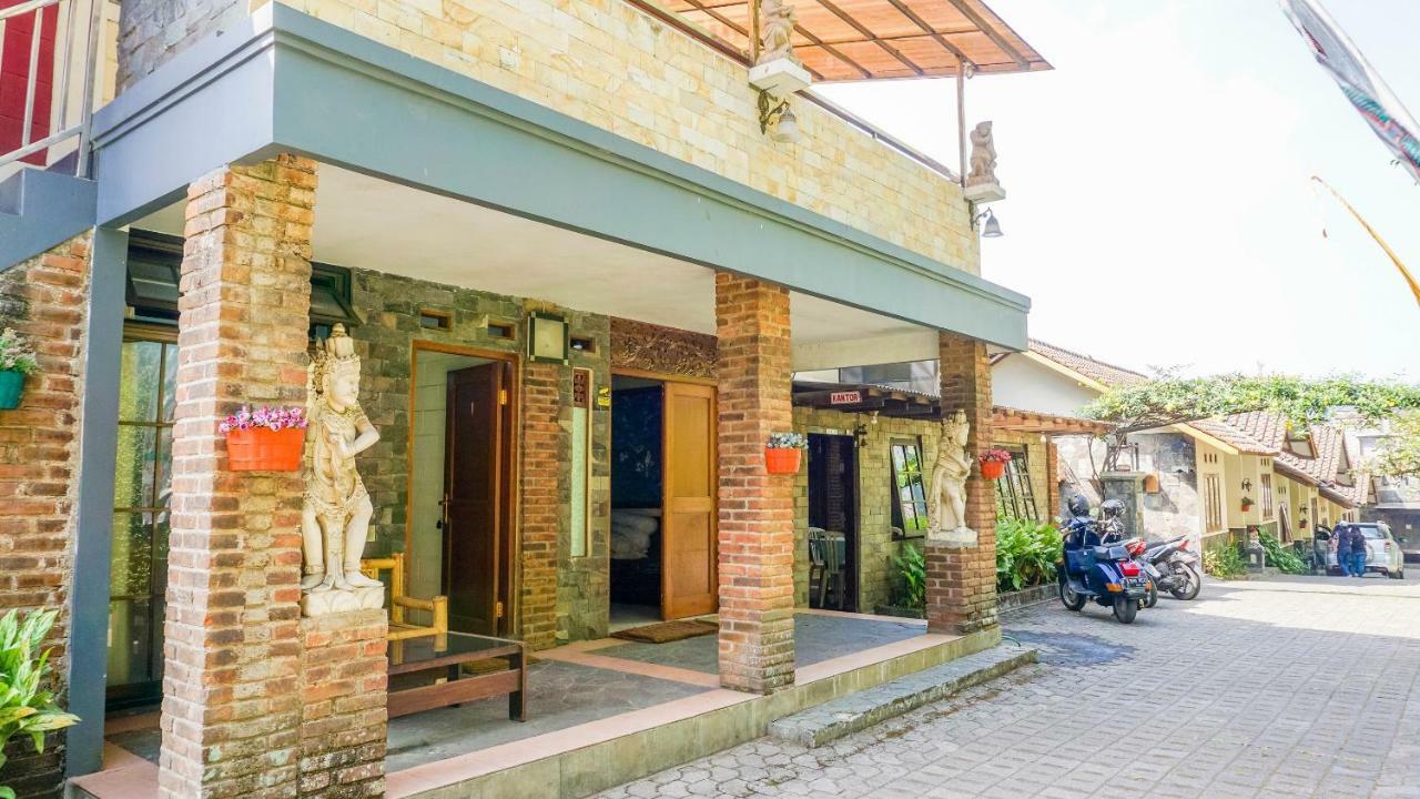 Oyo 1488 Hotel Cemara Asri Lembang Exterior photo